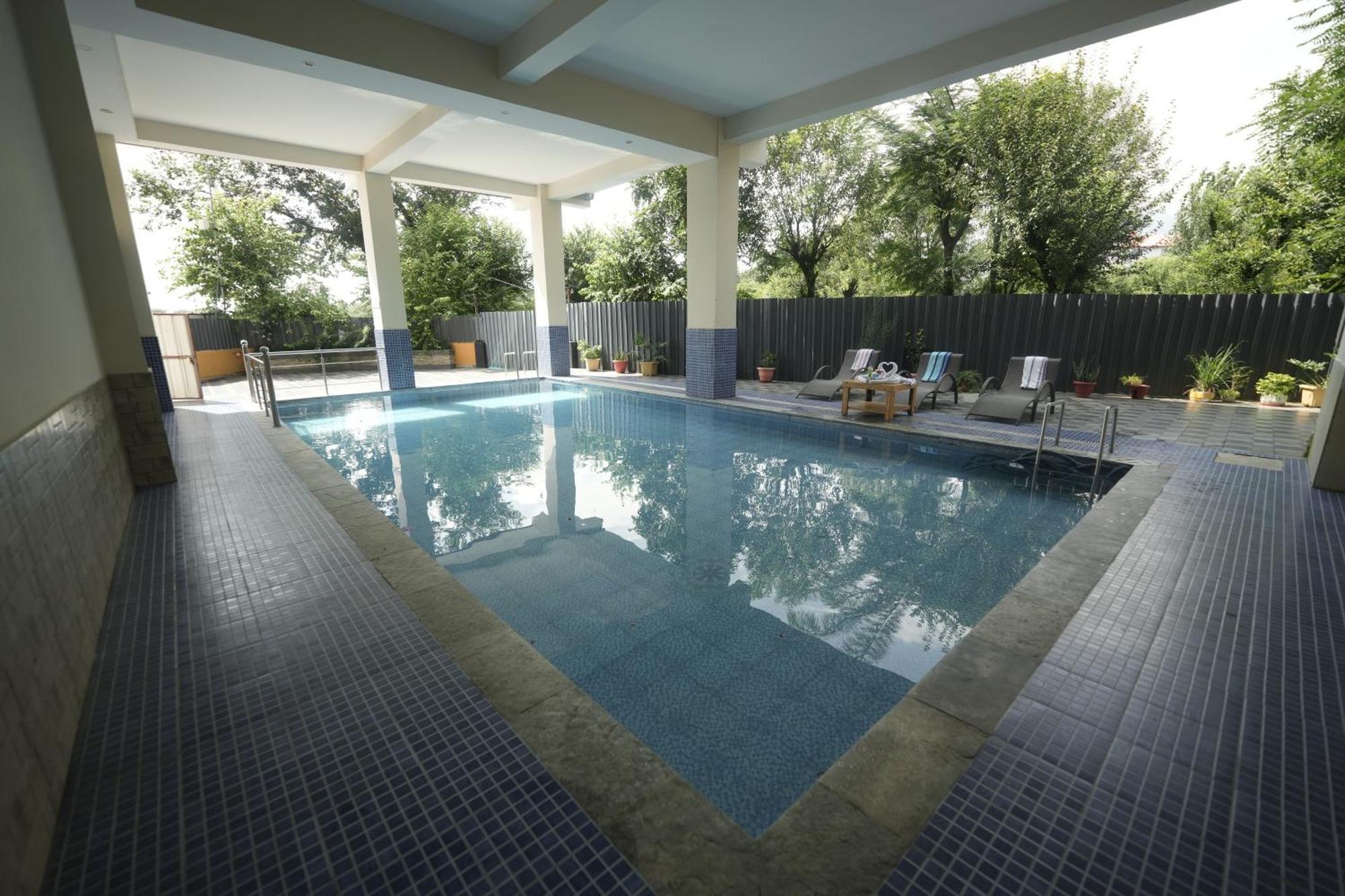 D'Polo Club & Spa Resort Дхарамсала Екстериор снимка
